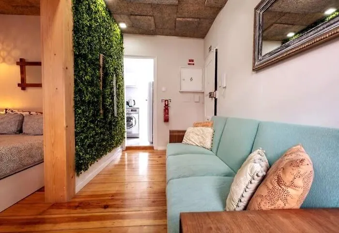 Citadel Crest First Floor Апартаменты